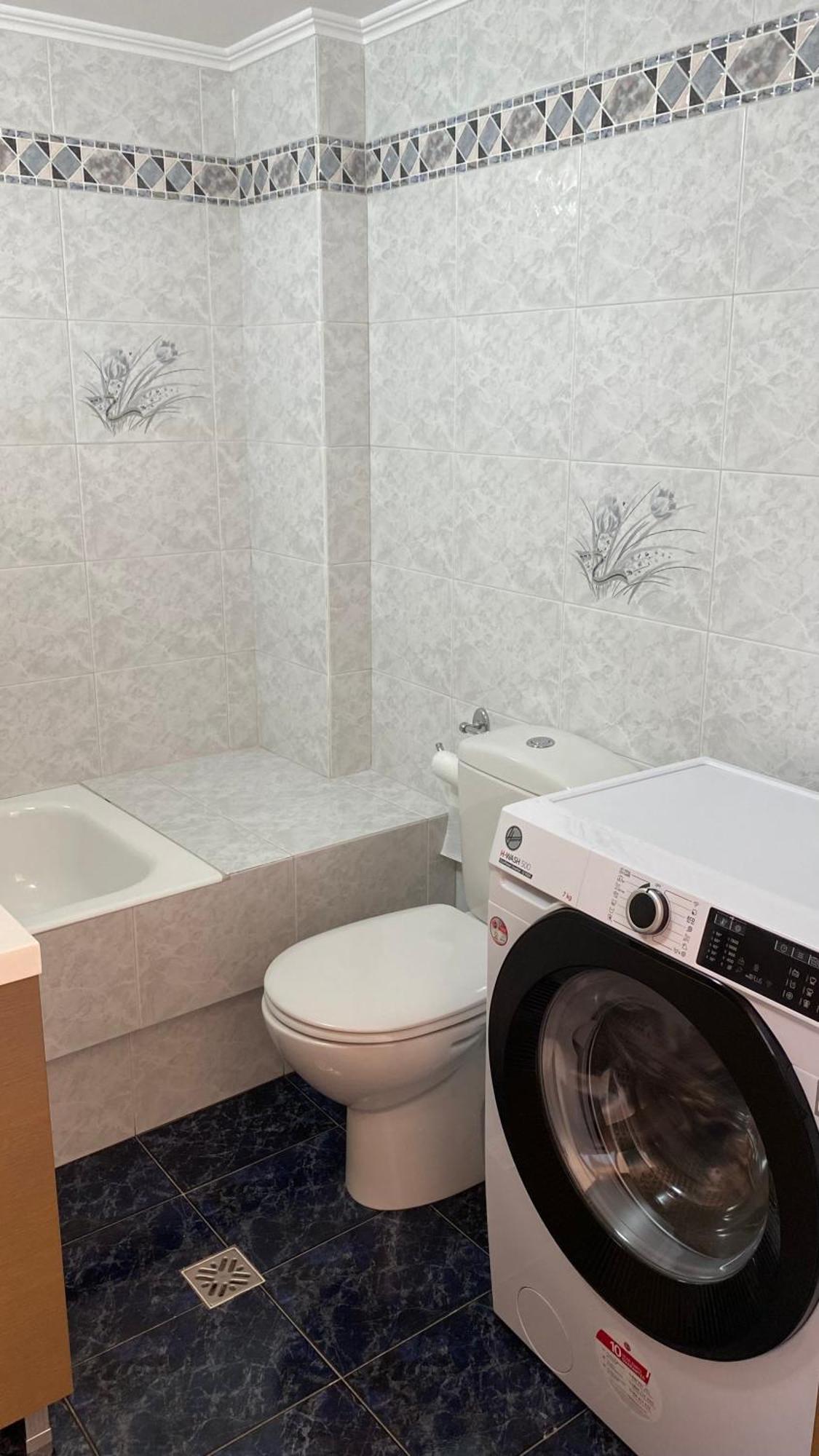 Golden Flower Luxury